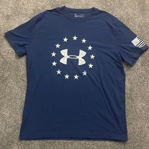 Under armor flags and star shirt navy blue mens size:medium